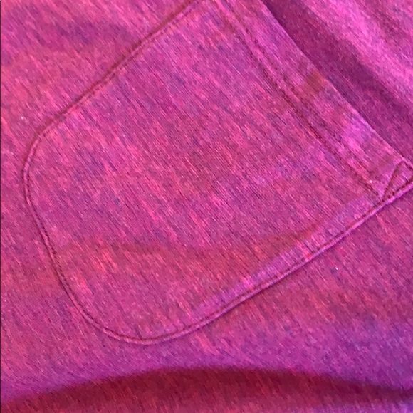 Lululemon tank - Picture 2 of 3